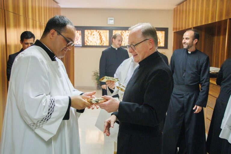 Profesión perpetua junto con el P. John Connor LC. (2024)